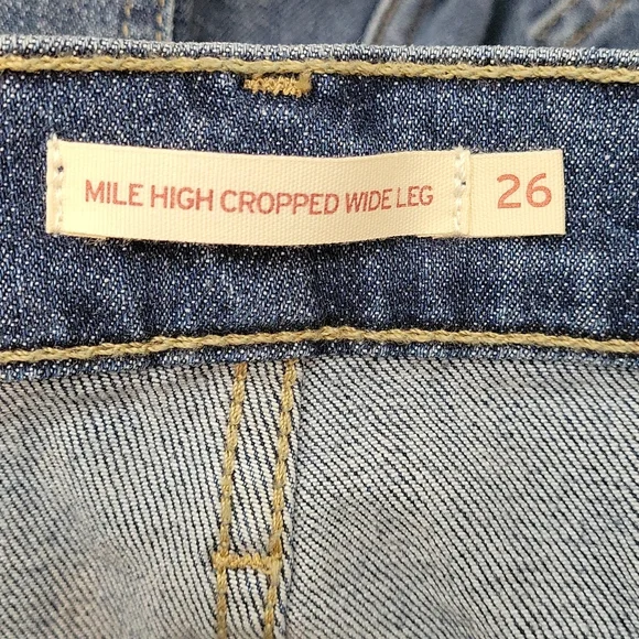 LEVIS MILE HIGH CROPPED WIDE LEGGED RED PIPING JEANS - Picture 4 of 8